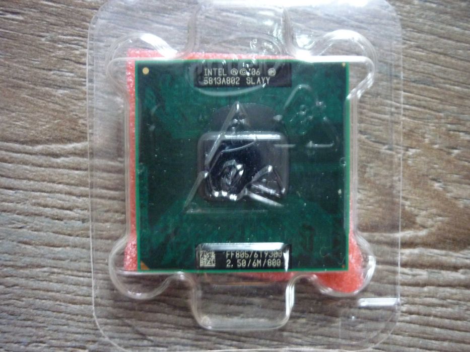 Продам процессор для ноутбука Intel Core 2 Duo Mobile T9300 Socket P