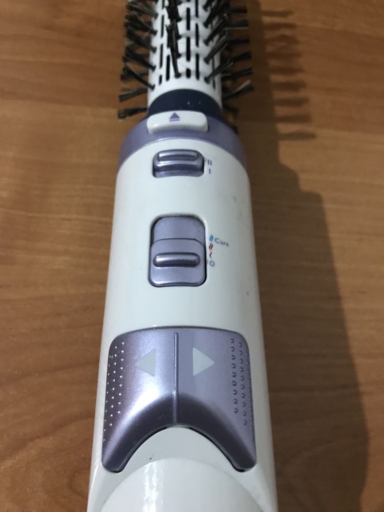 Фен-щетка, брашинг Philips Volumebrush Ionic 1000 W