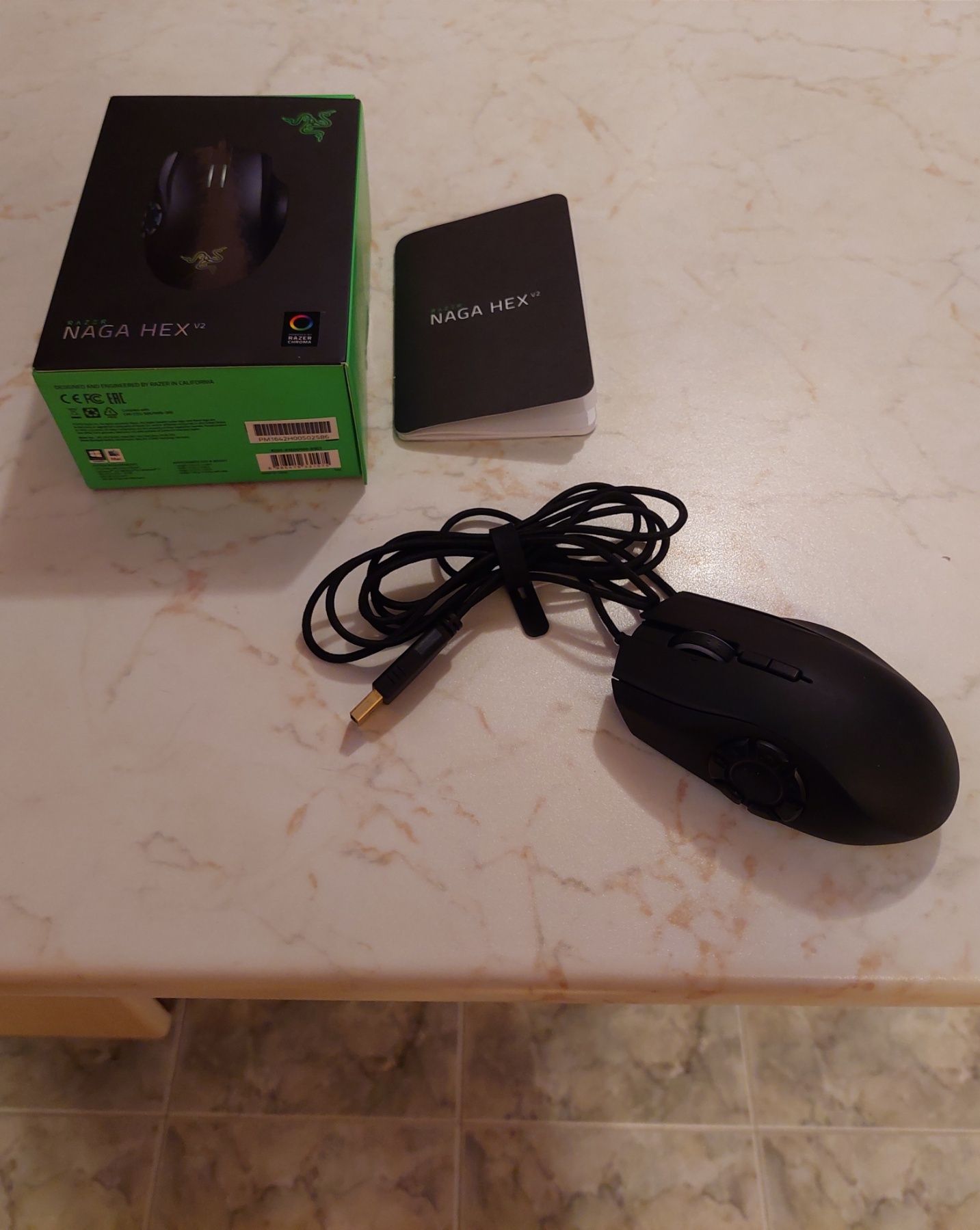 Мишка Razer Naga Hex V2