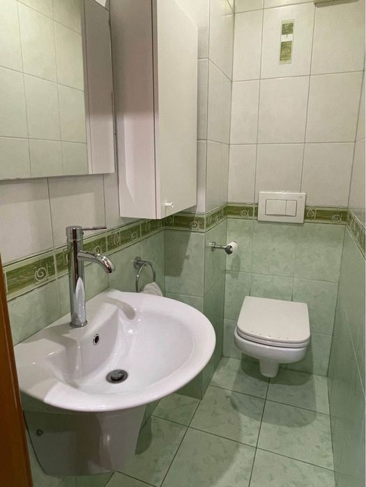 Proprietar, închiriez apartament cu 3 camere în Complexul Studențesc.