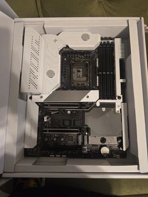 Asus rog MAXIMUS Z690
