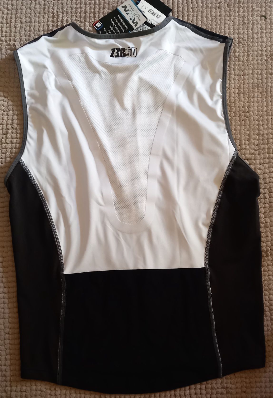 Salomon, Nike Running, Z3R0D мъжки тениски и елек за триатлон L/XL