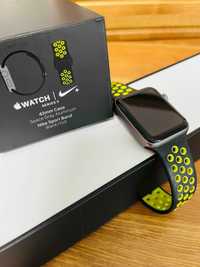 Смарт-часы Apple Watch Nike Series 2 42 мм серый