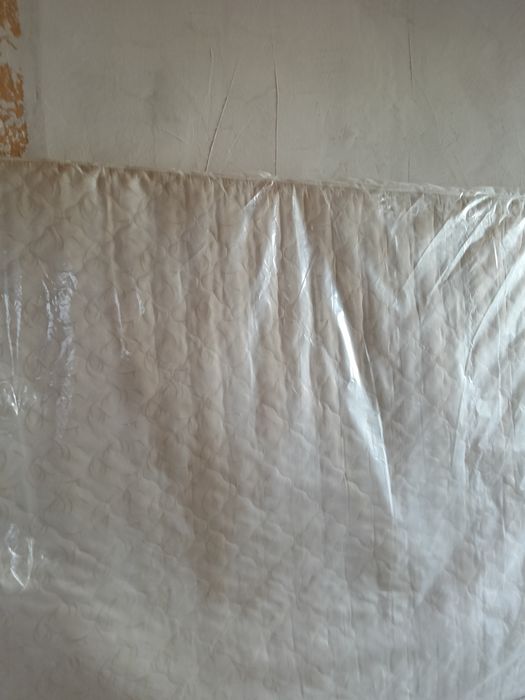 Продам матрас б/у