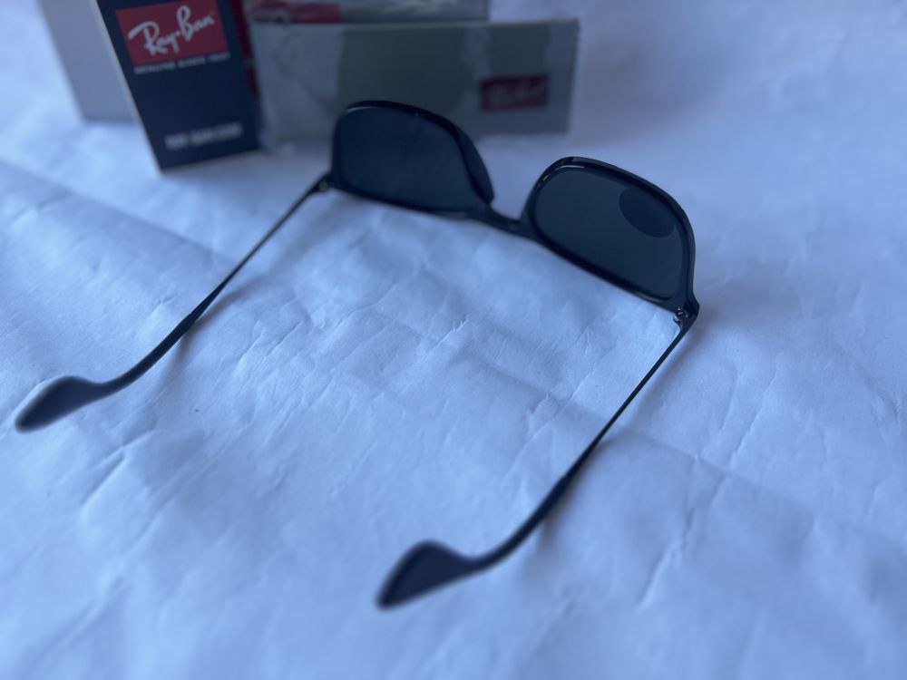 Ochelari de soare RAY BAN 4187 Chris Polarizati Noi