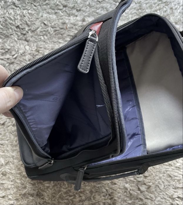 Rucsac de oras negru Ubisoft