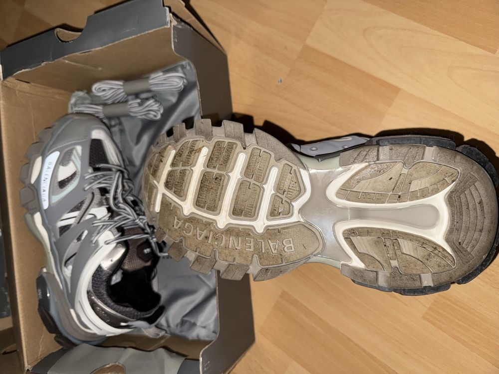 СПЕШНО Balenciaga Track Grey/White 40 EU