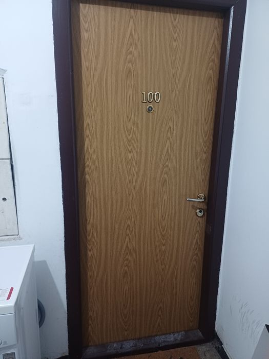 Usa metalica intrare apartament