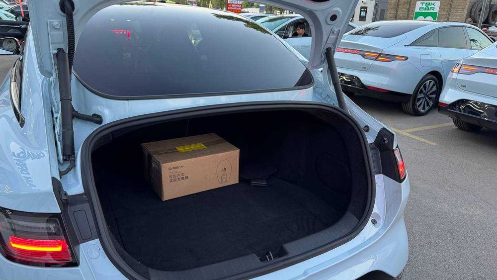 Leapmotor c01 gibrid 2024 v nalichii natarius