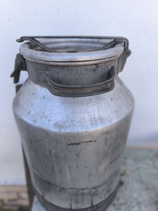 Продам алюминиевую флягу