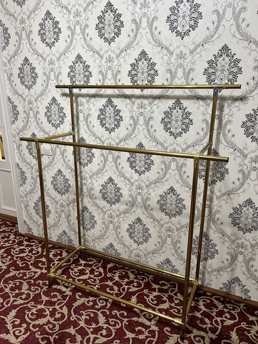 Вешалки золотые напольные грузоподьёмность 80кг вешилка vishilka