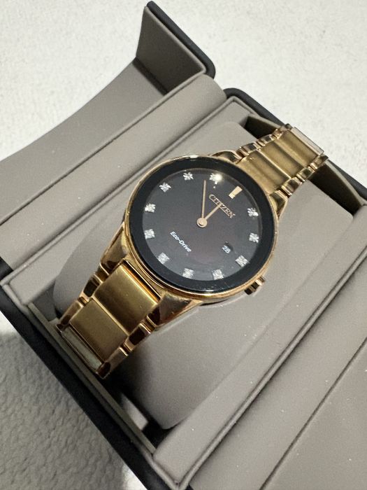 Часовник Citizen Eco drive