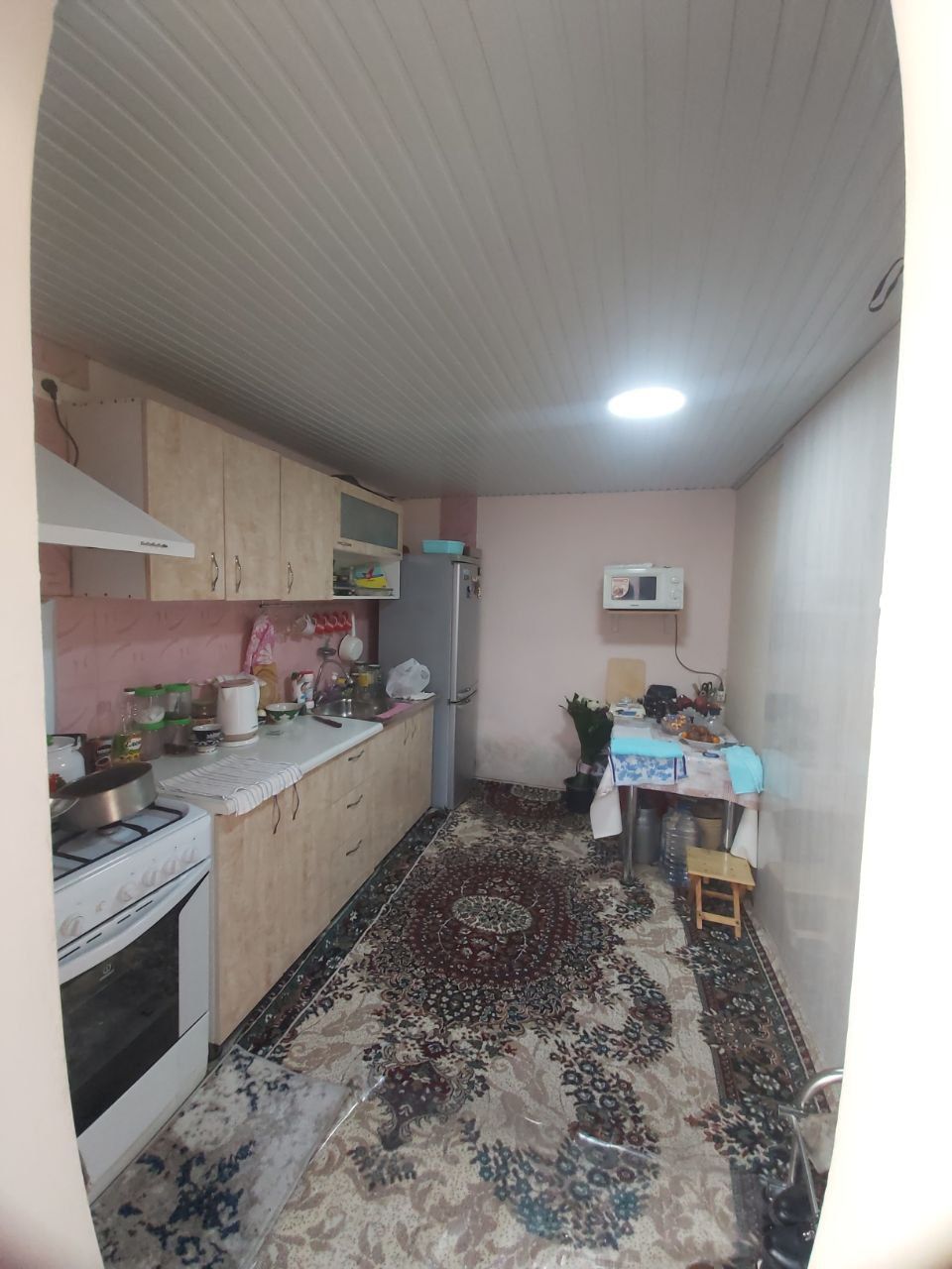 Продаю свой Дом, Яшнабадский район ул.Баку до центра 1-2 км.