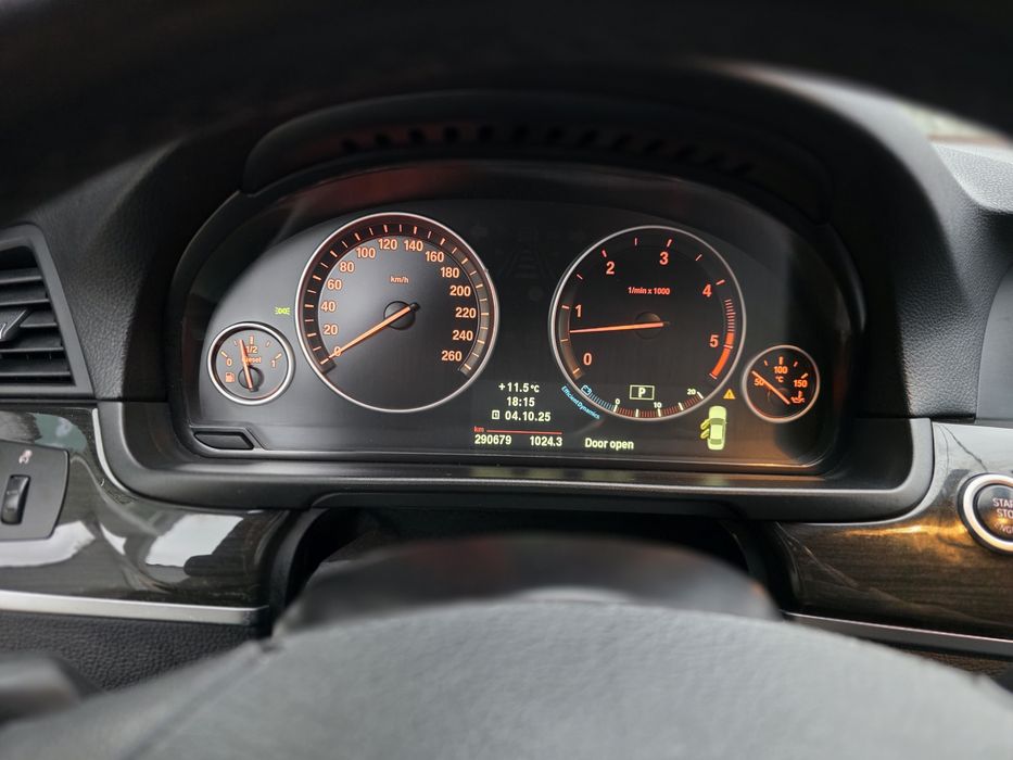 BMW F10 3.0  Paket M G30