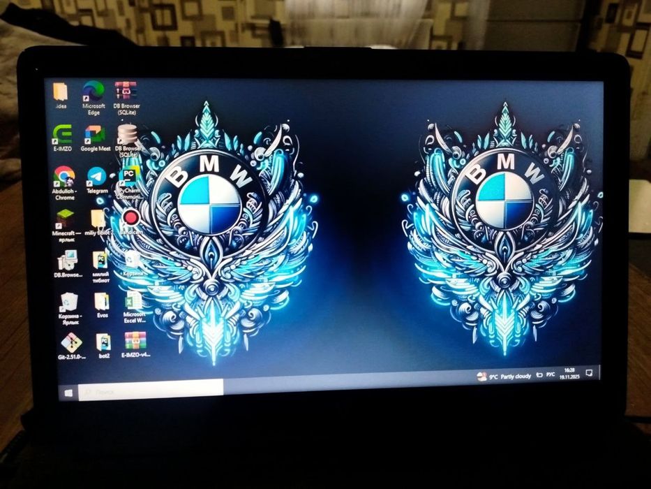 Kampuyter srochni sotiladi