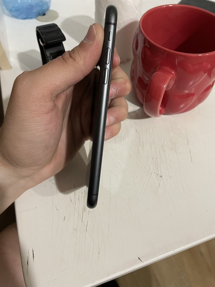 iPhone 11 64GB black