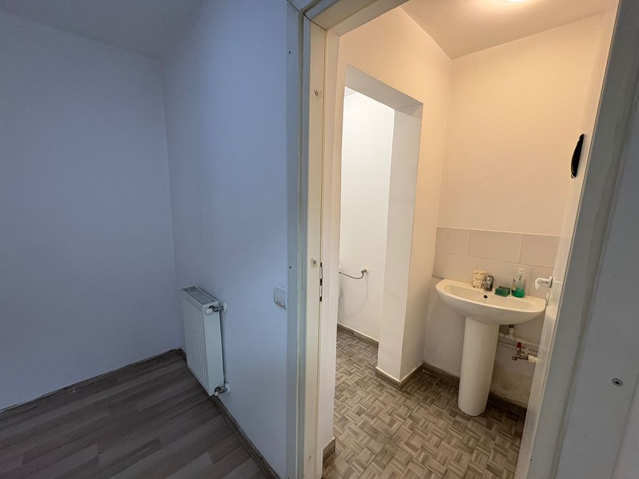 Spațiu comercial de închiriat, 70 mp, parter, Bd. Nicolae Titulescu.