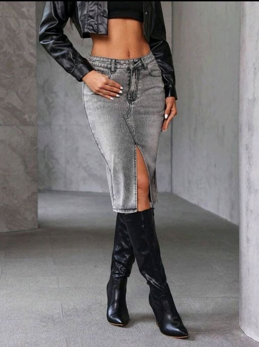 Fusta din denim cu crăpătură, M