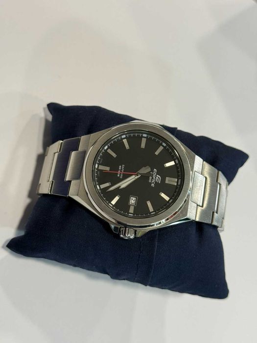 Часовник Casio Edifice Edifice EFB-108D-1AVUEF