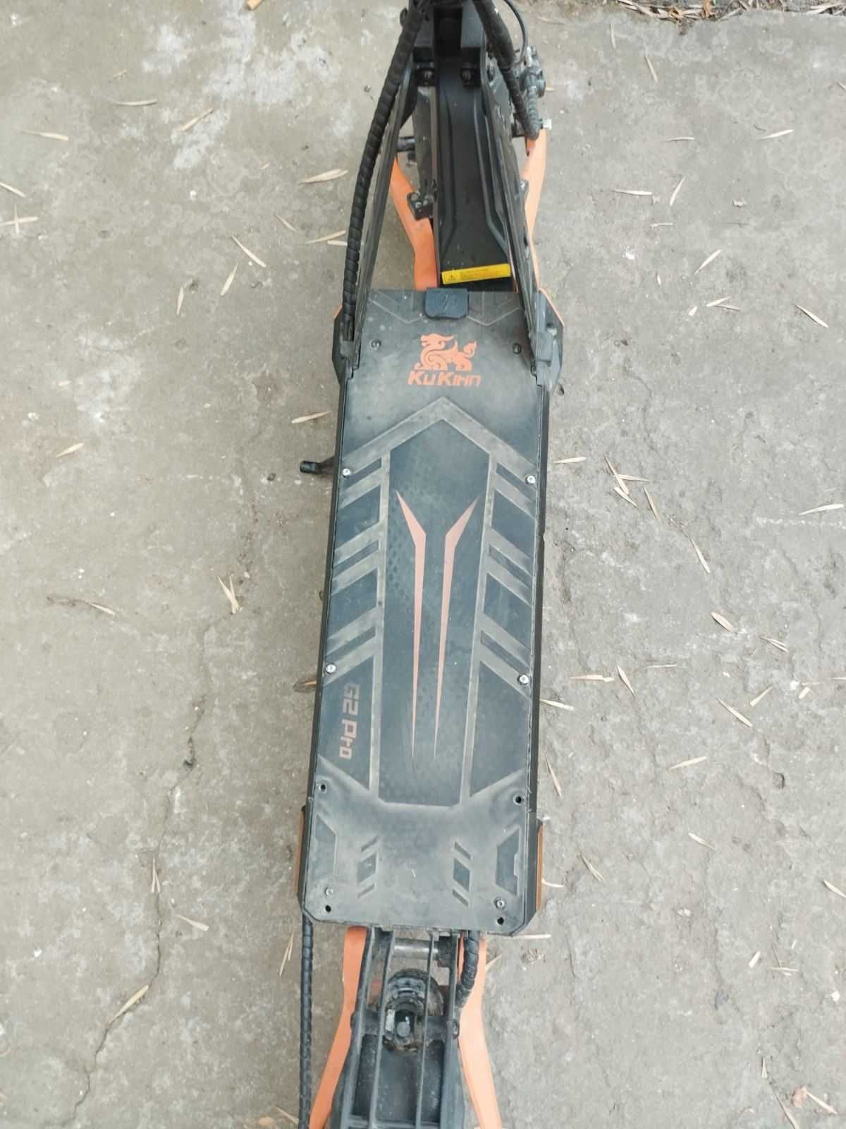 Електрическа тротинетка Kukirin G2 Pro