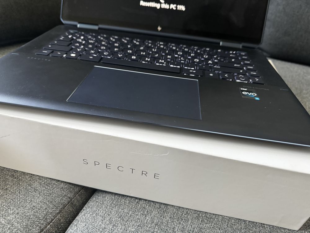 Vand HP- Spectre x360 Laptop 2 -in-1