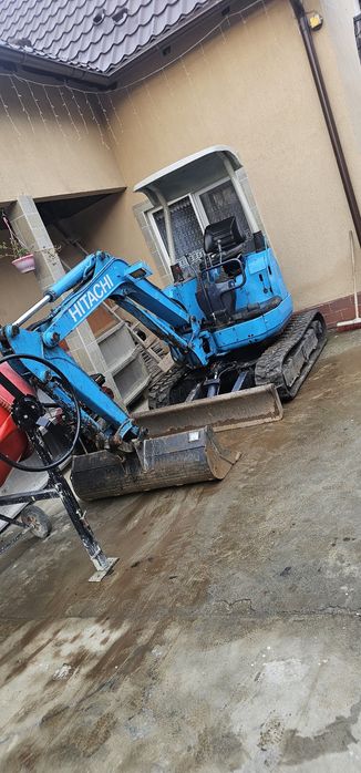 De vânzare mini excavator de 2t hiatchi