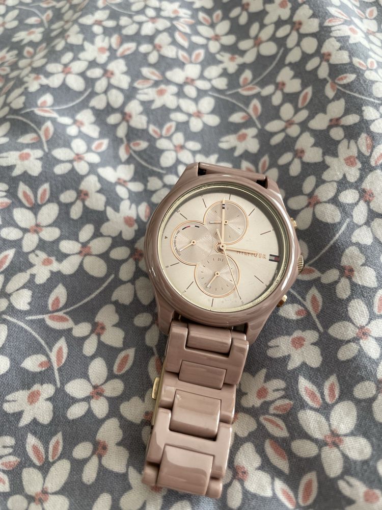 Tommy Hilfiger и jacque lemans