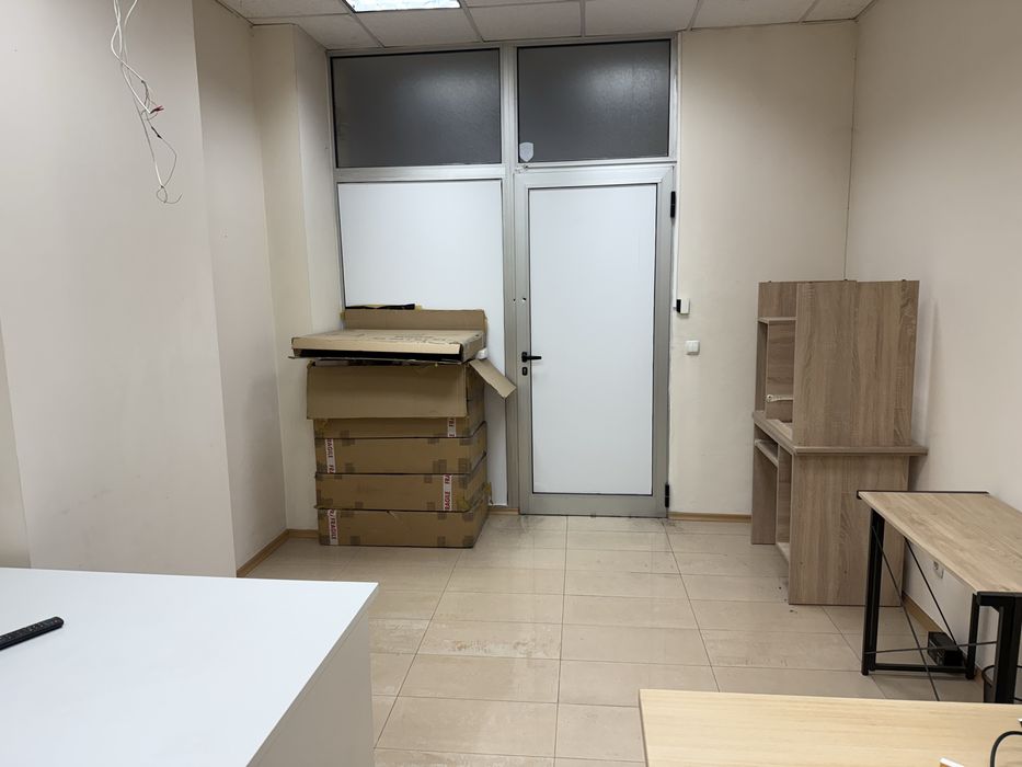 Дава се под наем Магазин в София, Левски Г - 15 кв.м за 178.5 € - Снимка #4