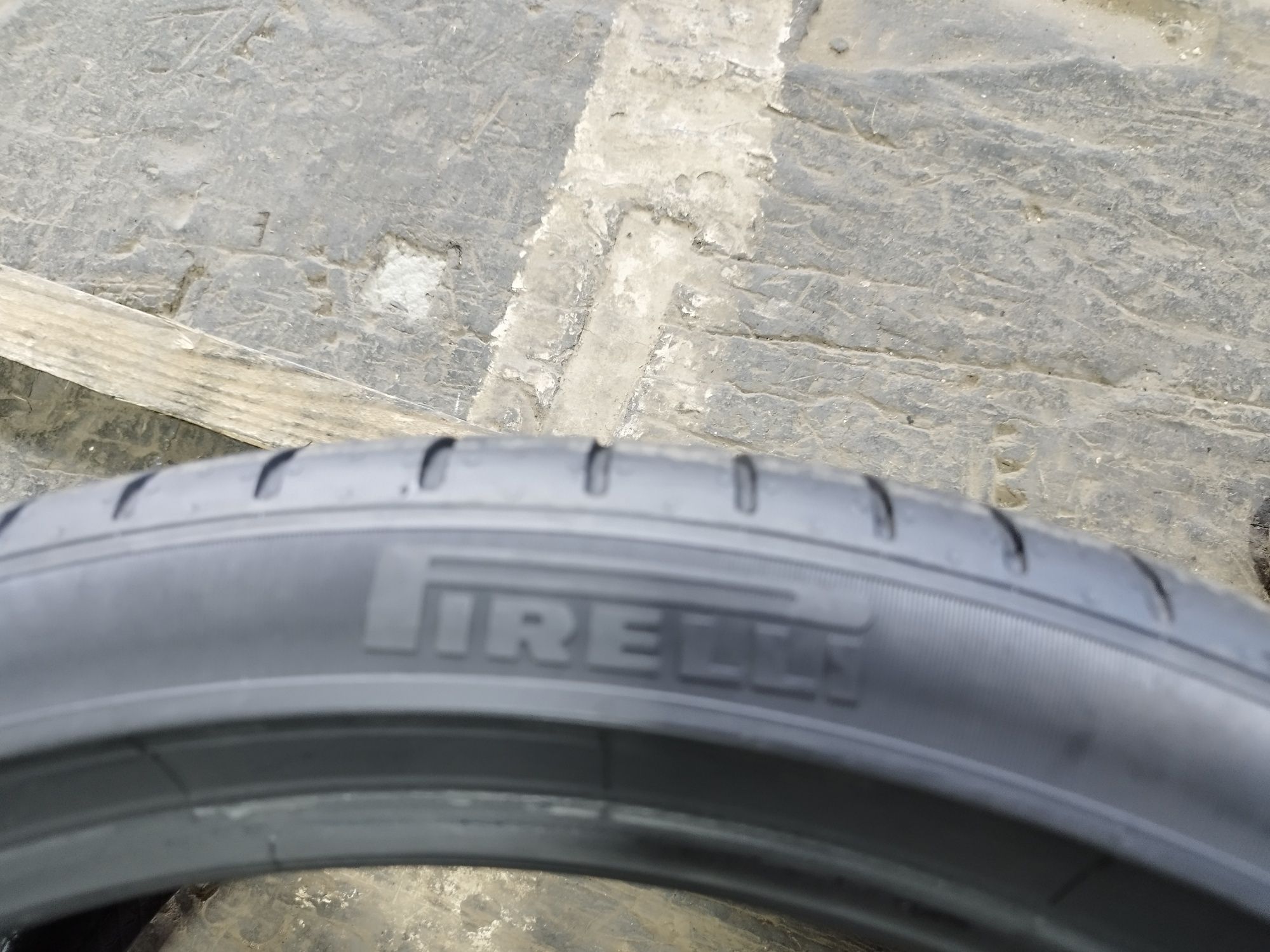 2 anvelope de vară Pirelli 315/30/22,dot 2020