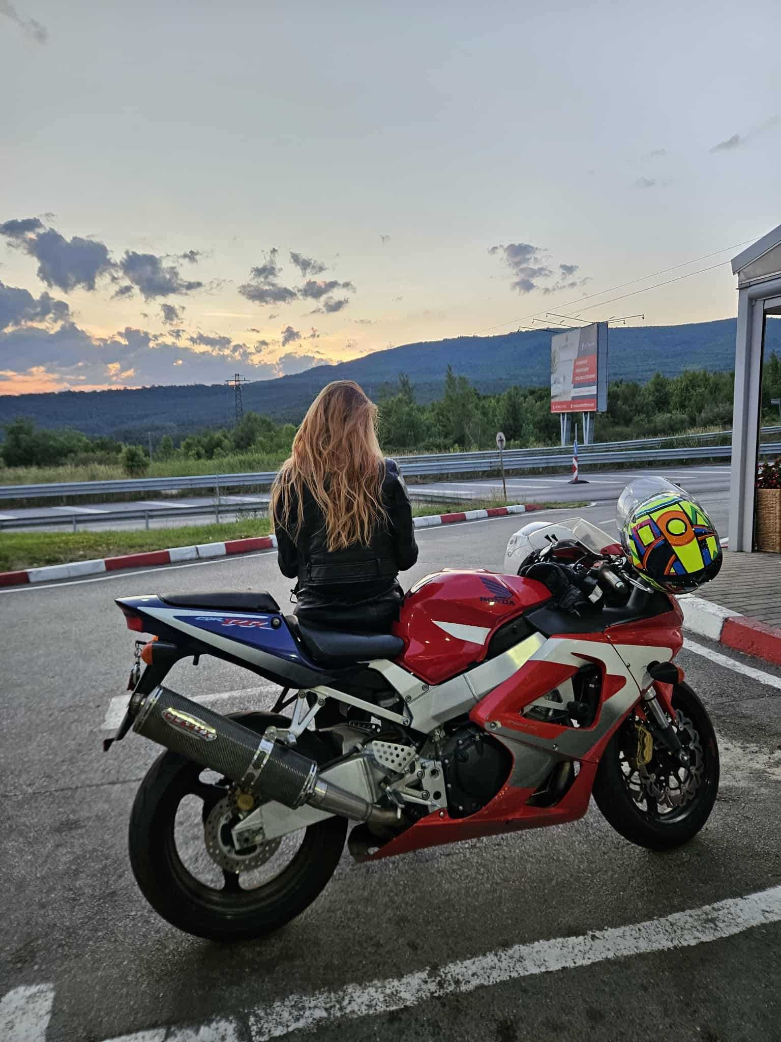 Honda CBR 929 Fireblade 31 000 км отлично тех. състояние