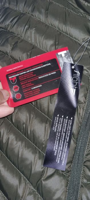 + 8000 страхотен елек / грейка НОВ с етикет