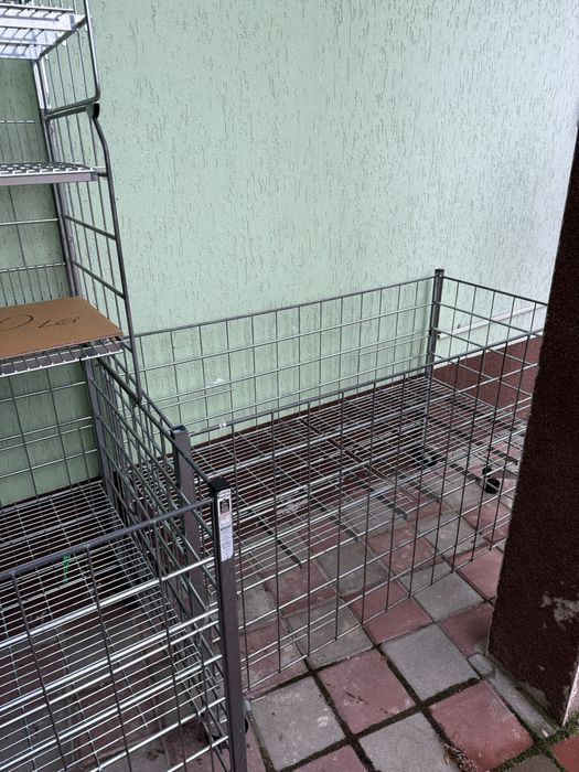 Coș-raft metalic pentru expunere