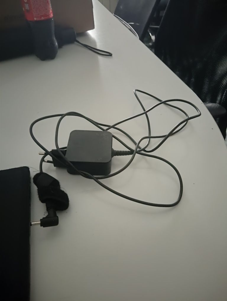 Лаптоп Леново miix 520