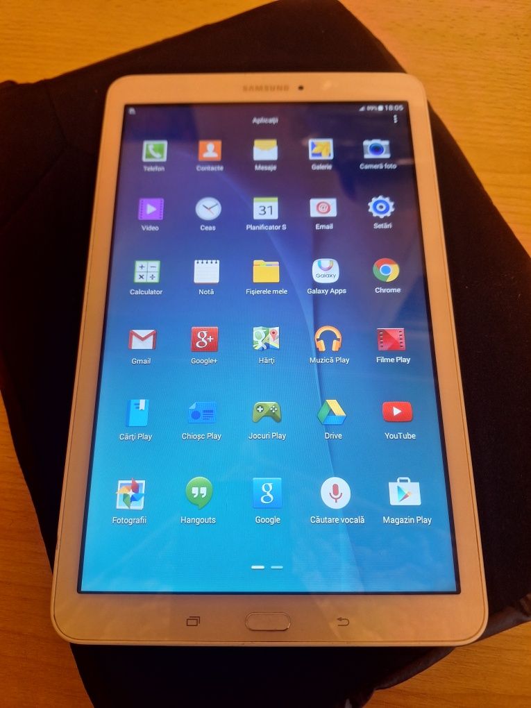 Tableta samsung cu ecran mare