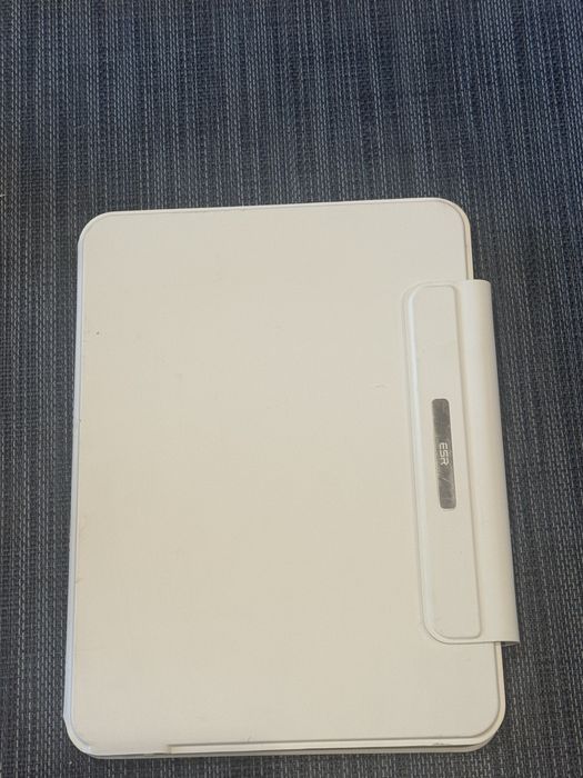 Калъф ESR SHIFT MAGNETIC IPAD AIR 10.9 4 / 5 / 2020-2022 / 11 6 / 2024