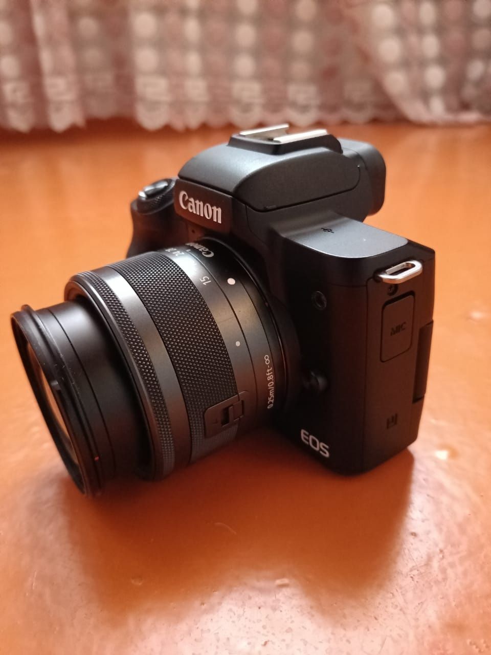 Фотоопорат Canon m50