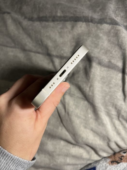 Iphone 13 white 128gb