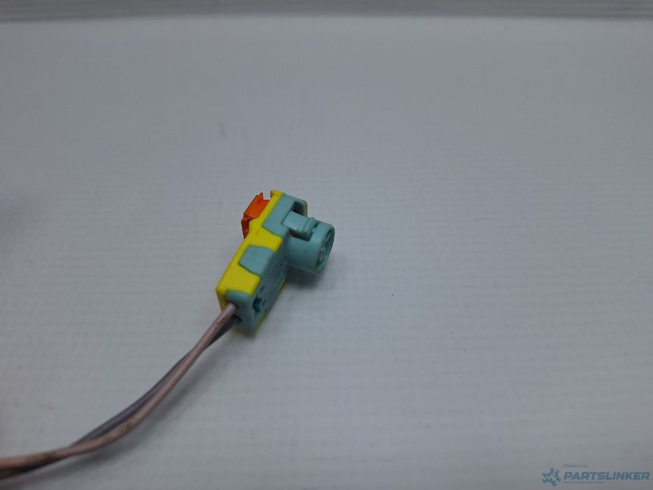 Mufa conector 2 pini AUDI A4 IV Avant (8K5, B8) [ 2007 - 2015 ] TDI (C