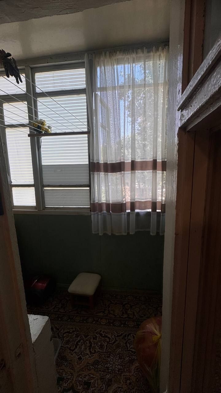Продаётся 1 комнатная. Массив Ялангач