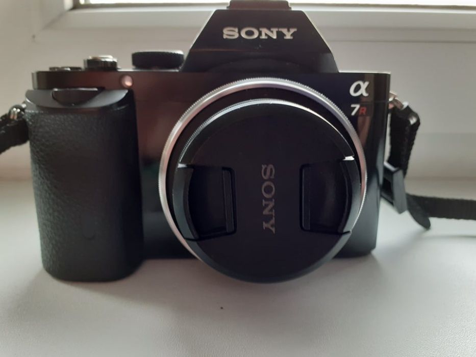 Aparat Foto SonyA7R,Mirrorless 36MP FullFrame Full HD+Obiective Noi