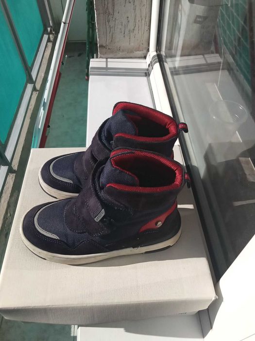 Детски зимни боти Lasocki.28 размер.Отлично състояние.