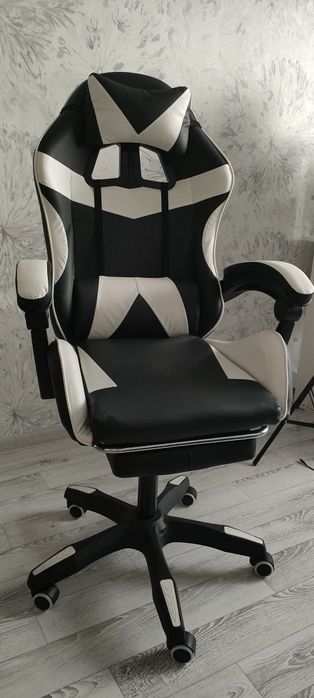 Компьютерное кресло