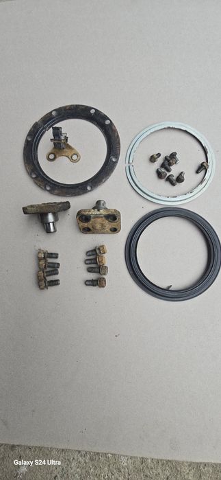 Garnituri homocinetica plus pivoti rulmenti suzuki jimny