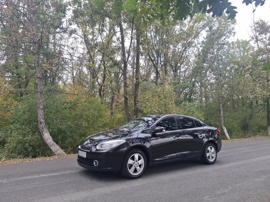 Renault fluence,1.6benzina,an 2010