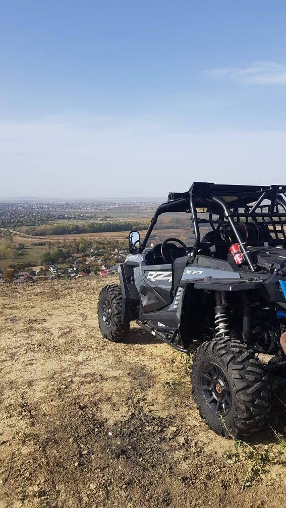 Polaris rzr xp 1000