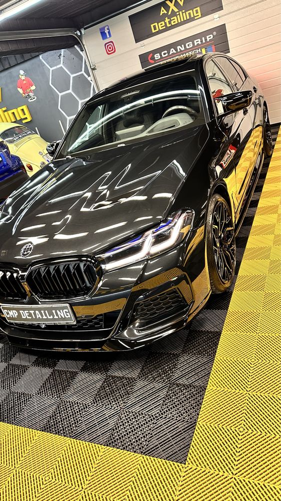 Detailing auto / curatare scaune / aplicare ceara / polish faruri /