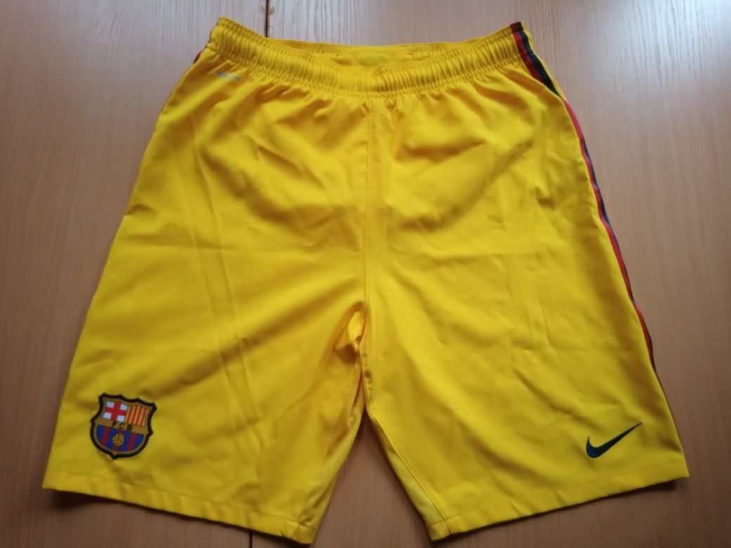 Шорти Barcelona Nike размер М
