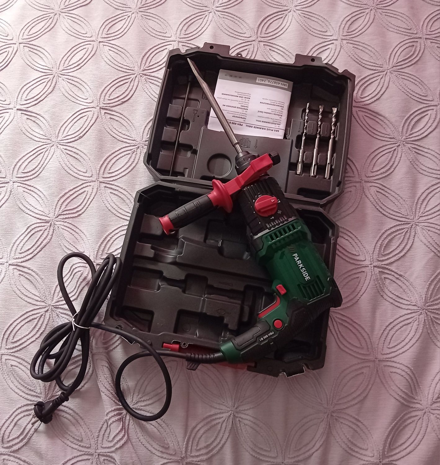 Перфоратор SDS-Plus 800W – свредла, длето, готов за работа