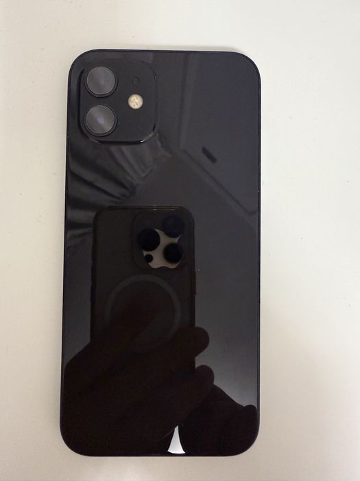 Iphone 12 de vanzare