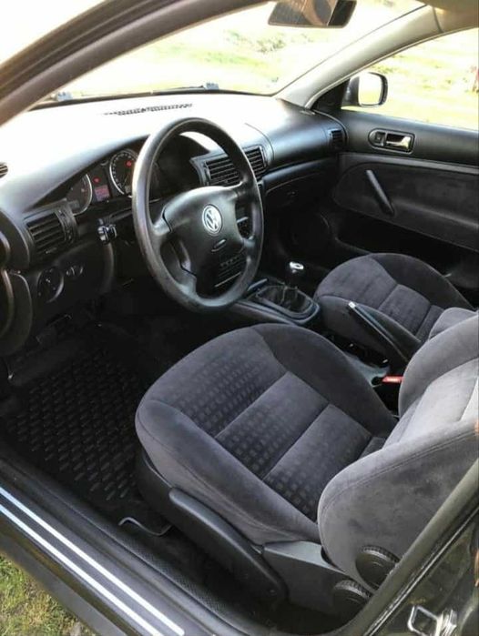 Vând wolswagen passat B 5